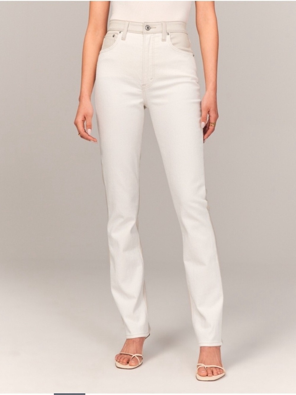 Abercrombie & Fitch The ‘90s Straight Ultra High Rise White Leather Waist Jeans